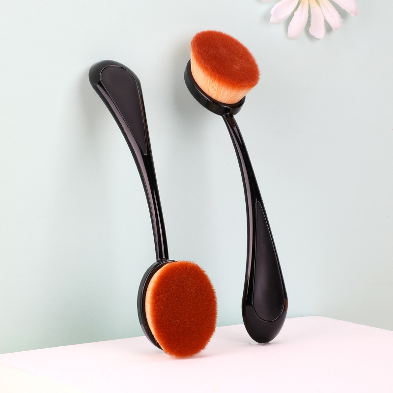 Silkscreen Logo Tooth Style Foundation Makeup Brush With PP Plastic Handle